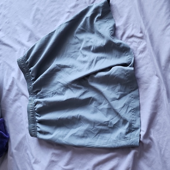 Under Armor Swim Shorts - Picture 4 of 4